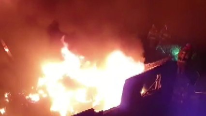 경기도 용인 가방공장 창고 화재...주민 90여명 긴급대피 / YTN