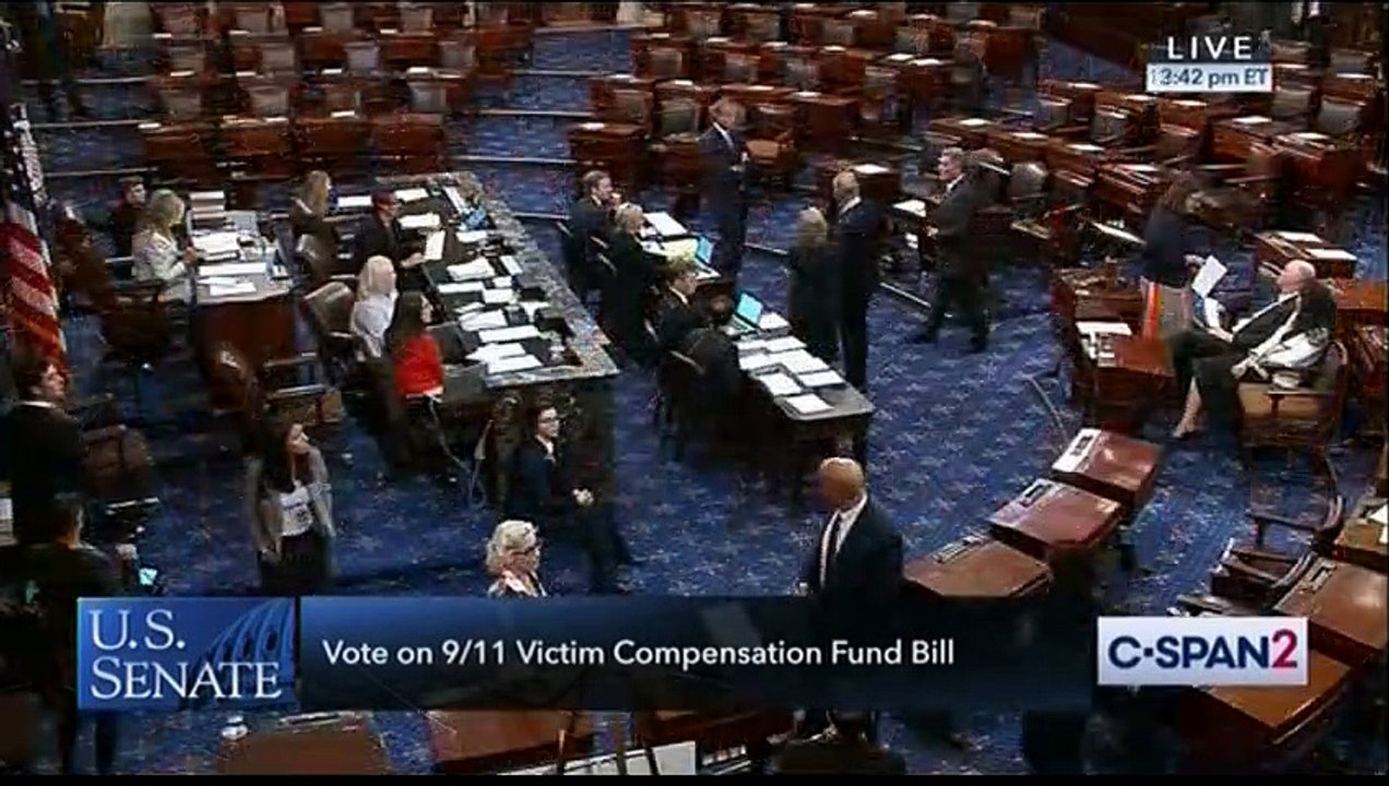 Marsha Blackburn shuts down applause as 9/11 bill vote unfolds