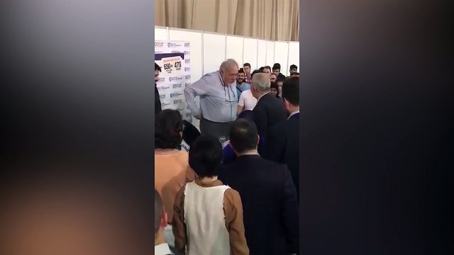 İlber Ortaylı, Hamile kadının sokakta gezmesi uygun değil diyen Ömer Tuğrul İnançer'in elini öptü