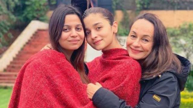 Alia Bhatt enjoys with mom Soni Razdan & sister in Ooty on Sadak 2 set | FilmiBeat