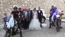 Şehit oğlunun düğününde polis eskortlu konvoy