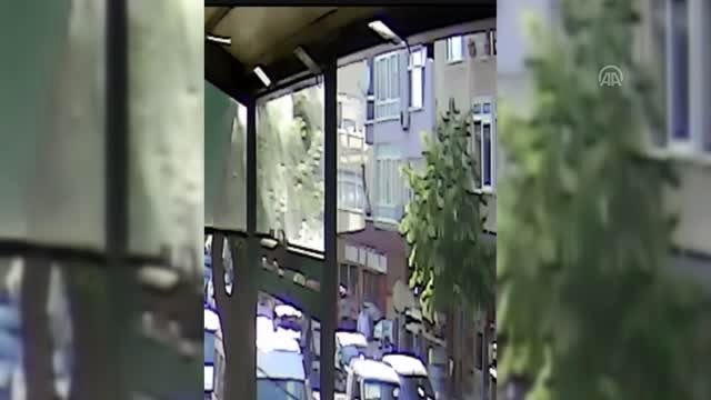 Yalova'da balkondan düşen 2 yaşındaki çocuk ağır yaralandı