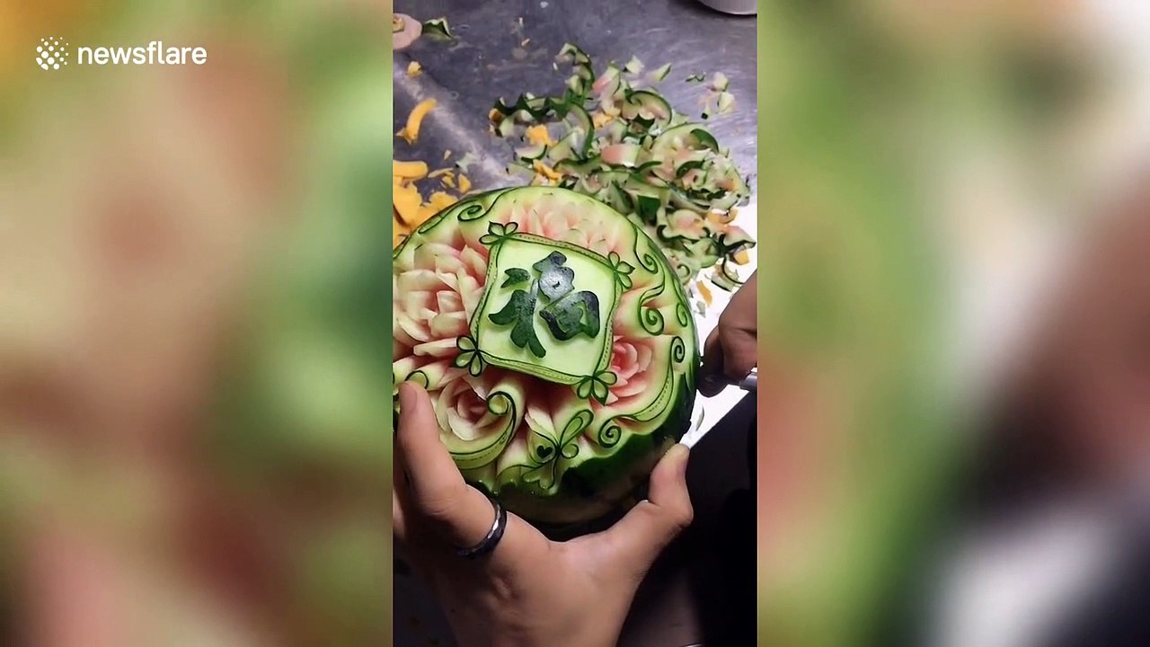 Talented man carves impressive artwork out of food in China's Chengdu