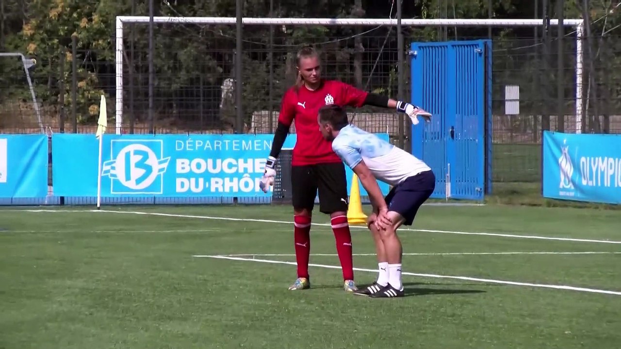Reprise de l'entraînement sous un soleil de plomb pour les féminines. Christophe Parra