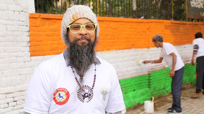 Meet Crazy Baba: The Man Behind Cleaning Delhi Streets