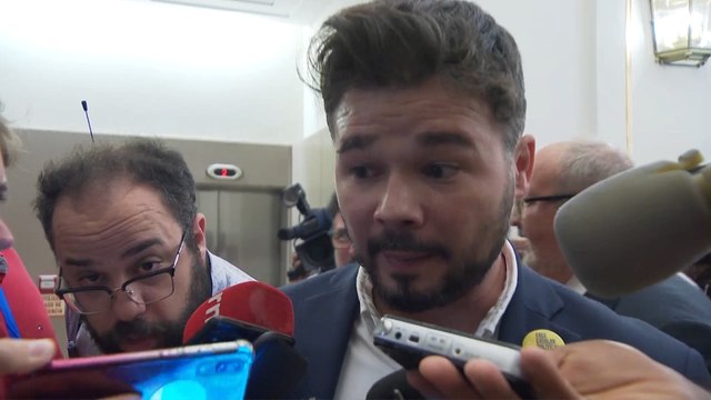 ERC pide a PSOE y Podemos hacer política