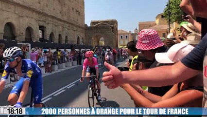 "On a raté le saucisson !" Notre reportage sur le passage du peloton et de la caravane du Tour de France à Orange