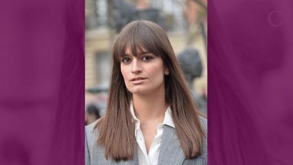 Clara Luciani très touchée par les critiques : "Le moindre com...