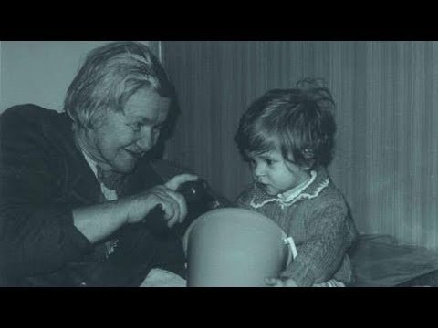 Um sie zu retten, legt die Frau Kinder zwischen Leichen.