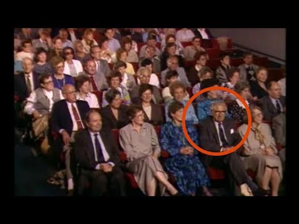 Er bewahrt 669 Kinder vor dem Tod. Doch was gleich pas...