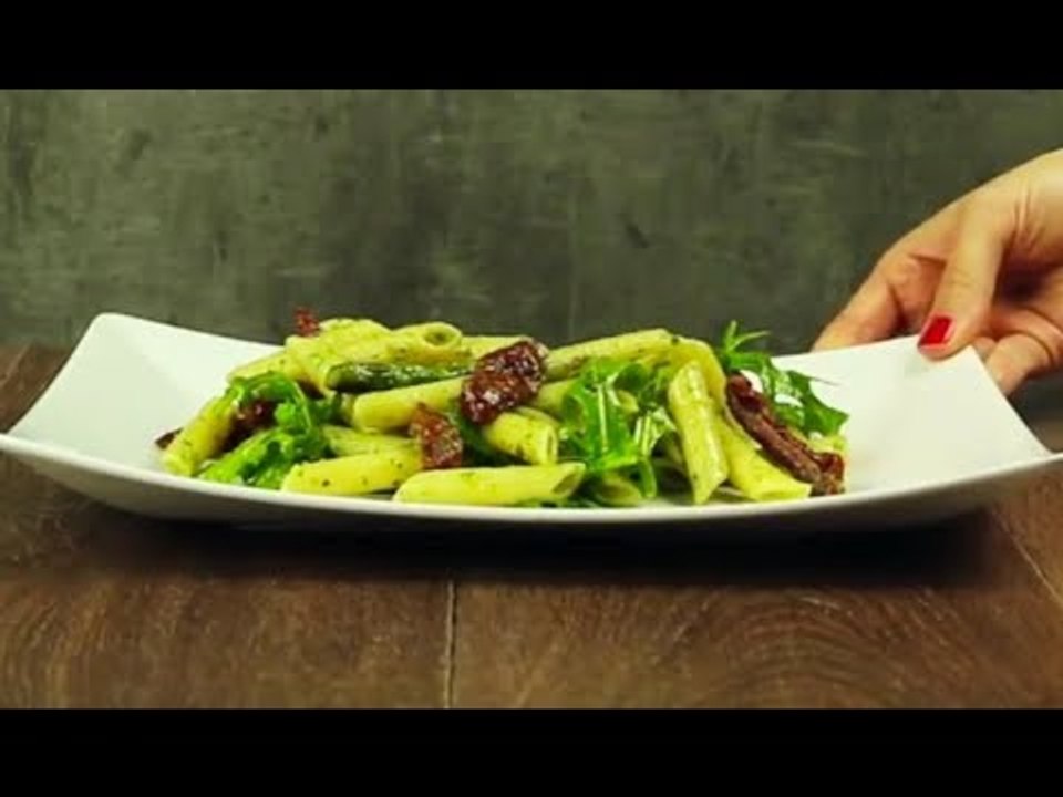 Spargel Salat - ein leichtes Nudel Salat Rezept