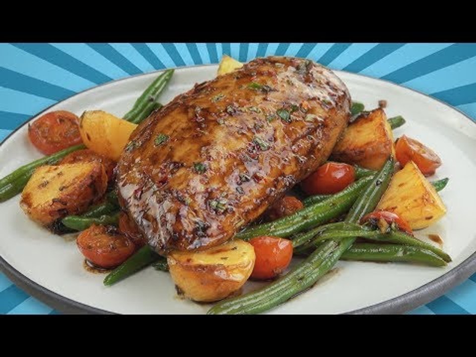 Hähnchen auf Gemüse Bett - mit dem Rezept für selbst gemachte Marinade