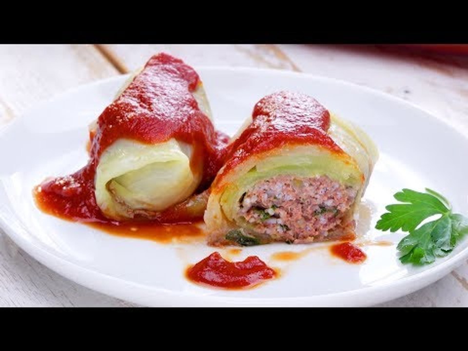 Herzhafte Kohl Roulade - ein Hackfleisch Rezept traditionell polnisch