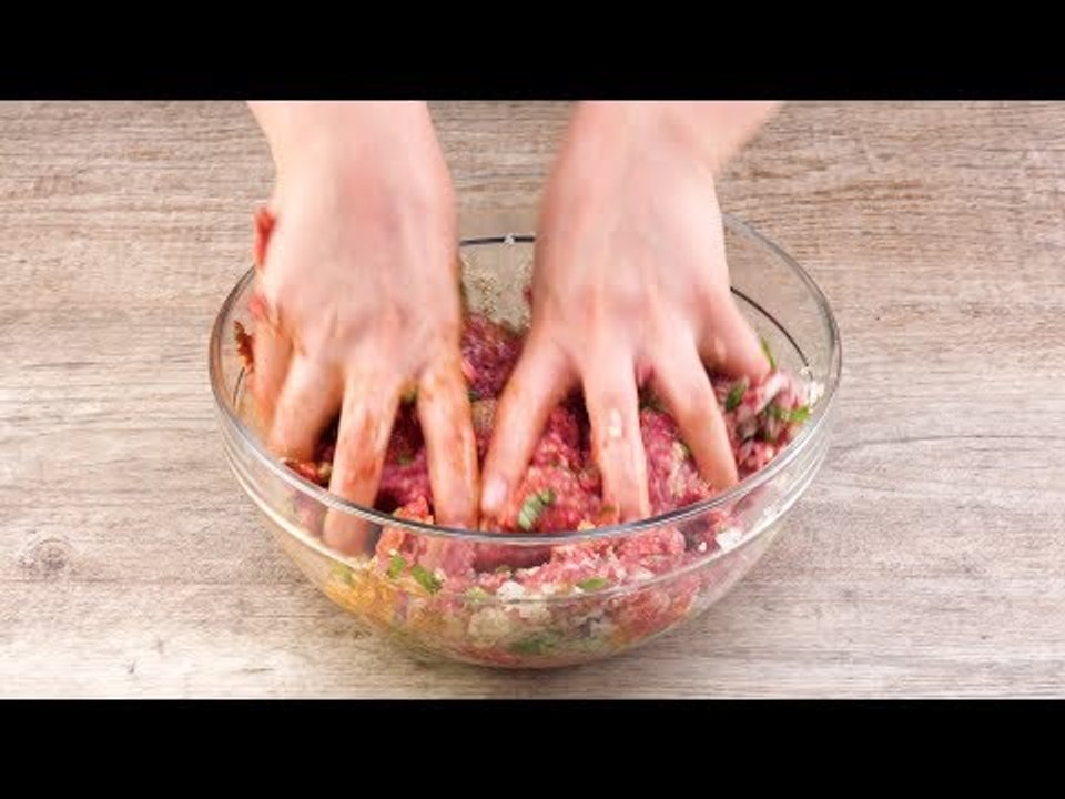 Lasagne mit Hackbällchen - ein Auflauf Rezept zum Fingerschlecken!