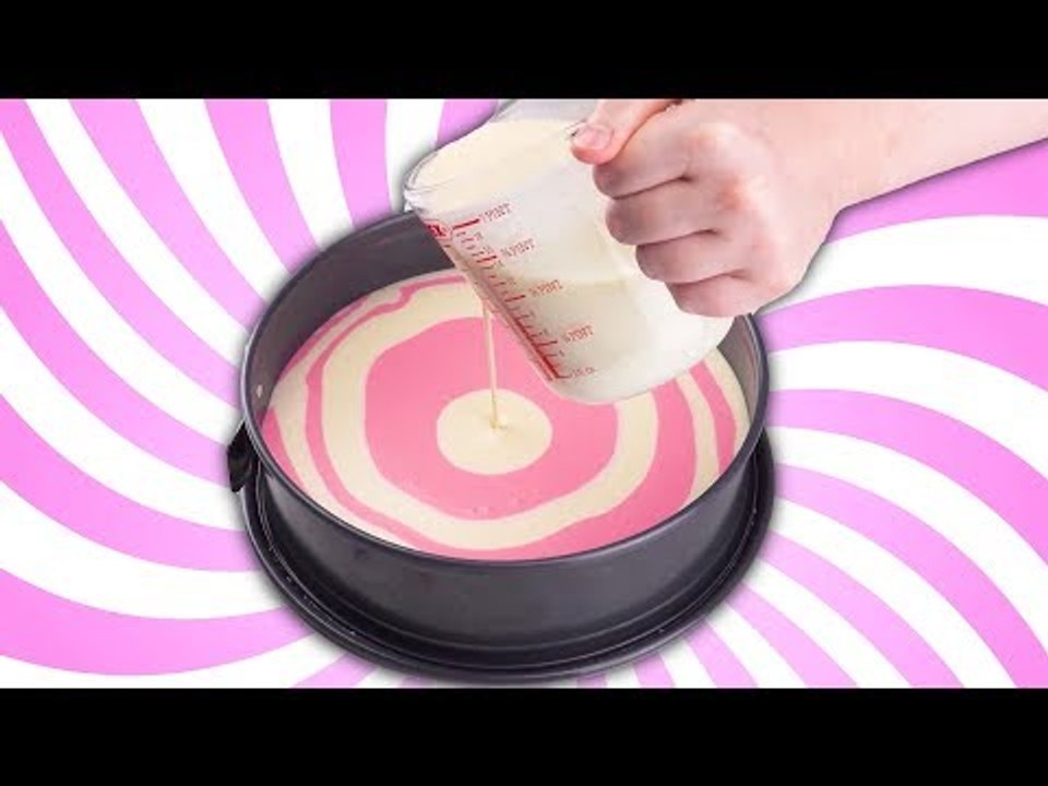 Dieser Cheesecake hat ein knackendes Geheimnis!