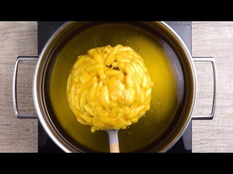 Warum steckst du nicht mal Ketchup und Pommes IN den Burger?