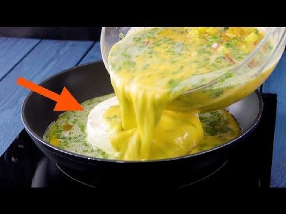 Man glaubt, die Pfanne wäre voller Ei. Doch niemand rechnet mit diesem Innenleben!