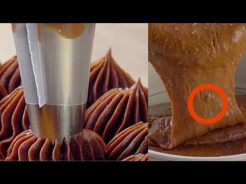 Quetsche die heißen Früchte durchs Sieb. Das Ergebnis wird dir auf der Zunge zergehen.