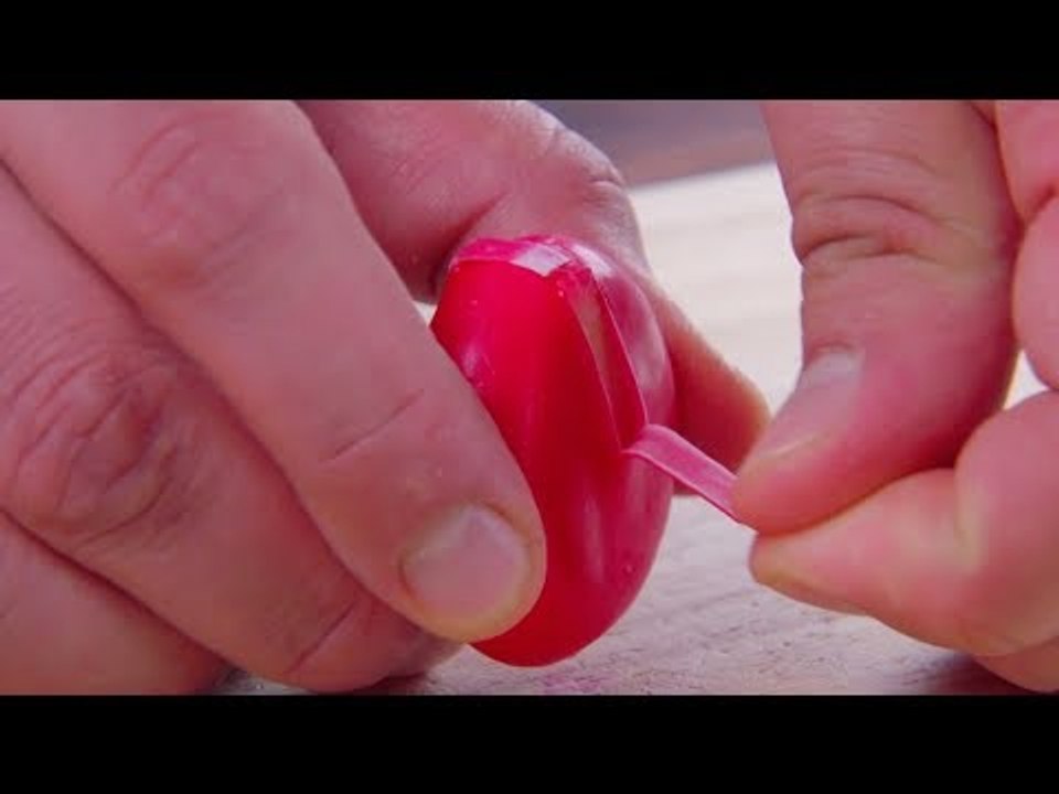 Zieh den Babybel aus und halbiere ihn. Du ahnst nicht...