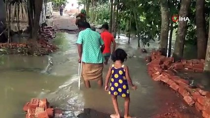 Bangladeş'te sel, en az 61 ölü