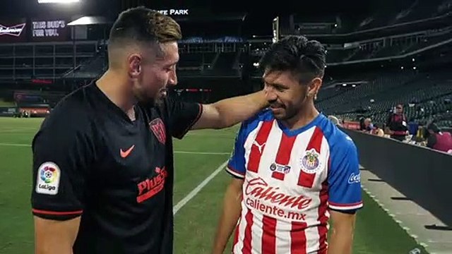 Los Mexicanos Héctor Herrera y Oribe Peralta, en el Atlético-Chivas