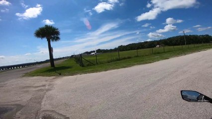 Finding a crashed 737 airplane