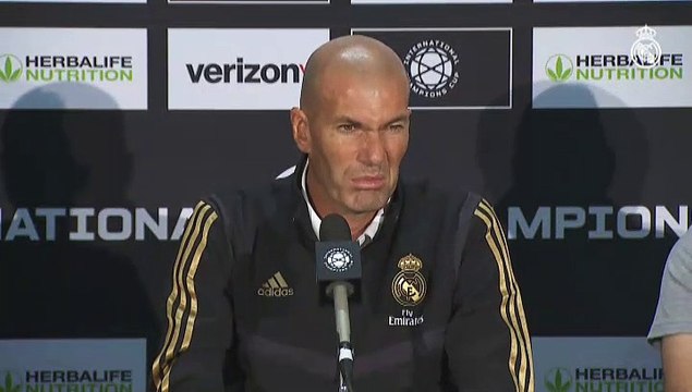Zidane: Bale ha hecho un buen partido y me alegro por él, pero no ha cambiado nada