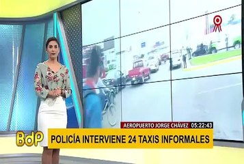 Скачать видео: Retiran taxis informales del Aeropuerto Jorge Chávez