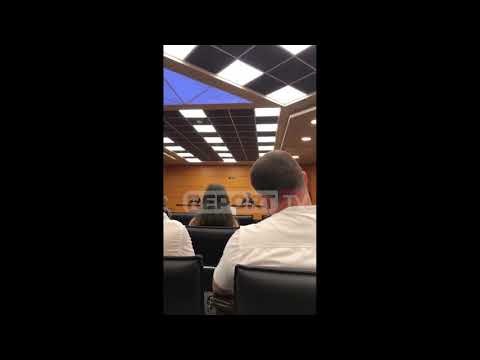 Report TV -Këshilltarja e Gjykatës së Lartë kalon vetingun dhe emërohet gjyqtare