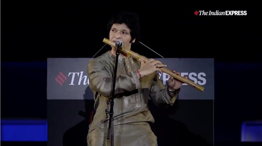 26/11 Stories of Strength – Flautist Rakesh Chaurasia at Gateway of India
