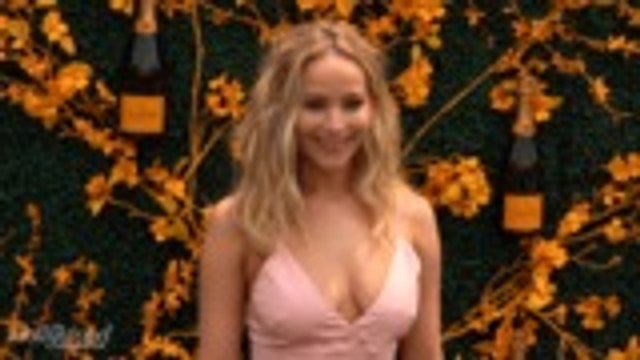 Jennifer Lawrence, Paolo Sorrentino Team Up to Adapt 'Mob Girl' | THR News
