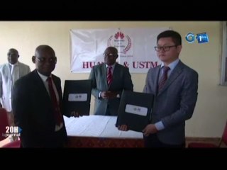 RTG/Education - Signature de convention entre Huawei et l’université des sciences et techniques de Massokou