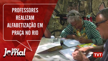 Professores realizam alfabetização e reforço escolar em praça no Rio