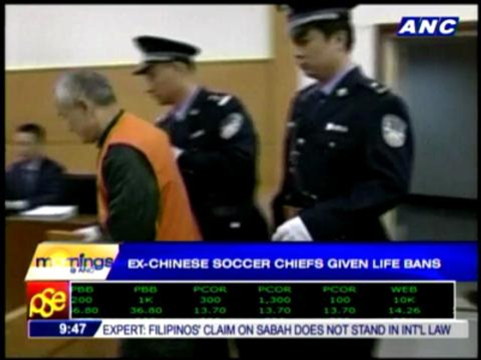 Ex-Chinese soccer chiefs given life bans