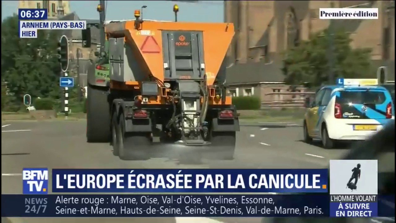Contre la canicule aux Pays-Bas, des saleuses entrent en action pour refroidir l'asphalte des routes