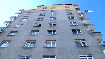 Eline aldığı silah patladı, erkek arkadaşını vurdu