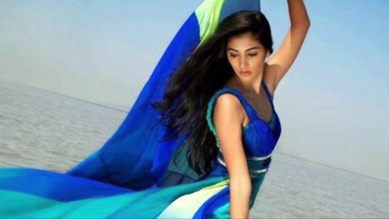 Pooja Hegde Bags Two Movie Offers in Telugu Film Industry(Telugu)