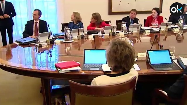 El PSOE filtra un documento con las exigencias de Podemos: una vicepresidencia y 5 ministerios