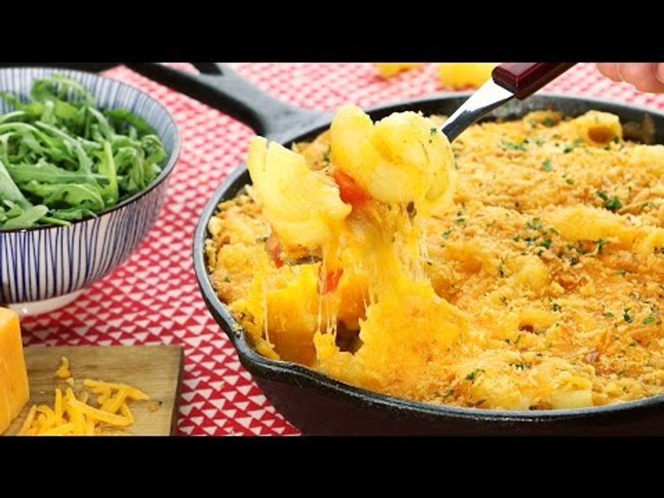 Giant Mac 'n' Cheese – Hard & Soft At The Same Time