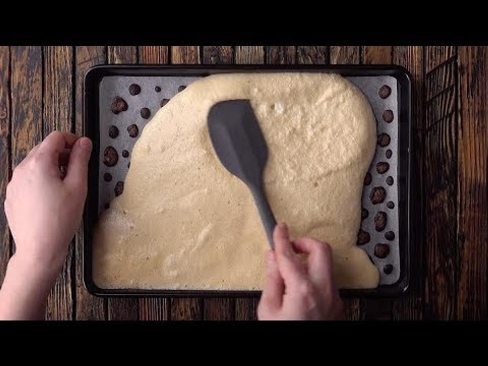 This Cake Is So Spectacular, Your Guests Will Rip It Right Out Of Your Hands!
