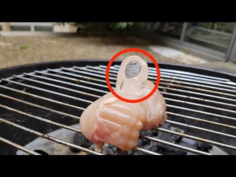 Donc, lorsque faites un barbecue, mettez des glaçons sur la viande. Super !