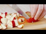 Cut The Apple Into Pieces Like This! That's The Only Way To Create The Perfect Taste.