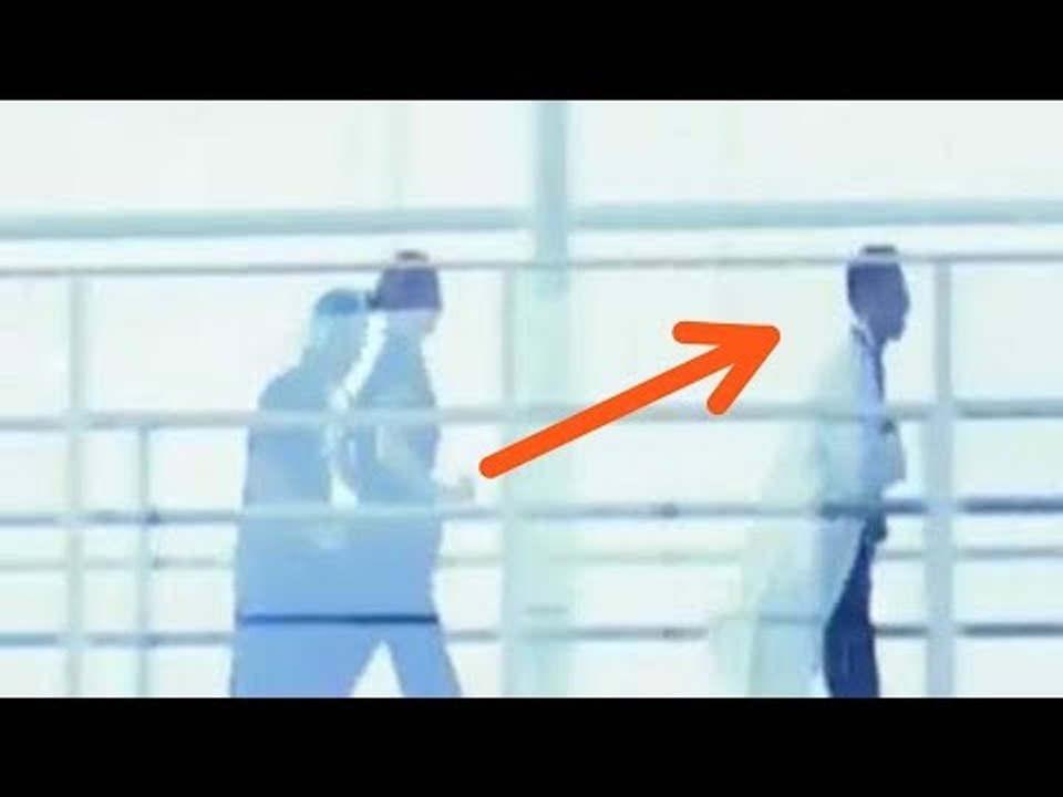 Quando o pai descobre quem operou o filho, ele se envergonha...