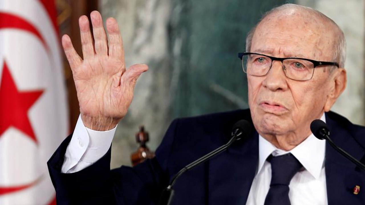 وفاة الرئيس التونسي قايد السبسي عن عمر يناهز 92...