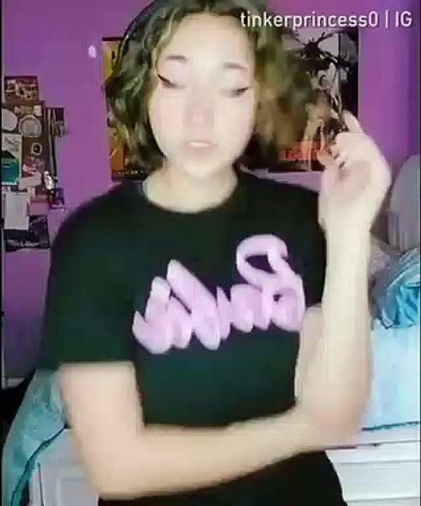 Elle imite parfaitement un personnage animé