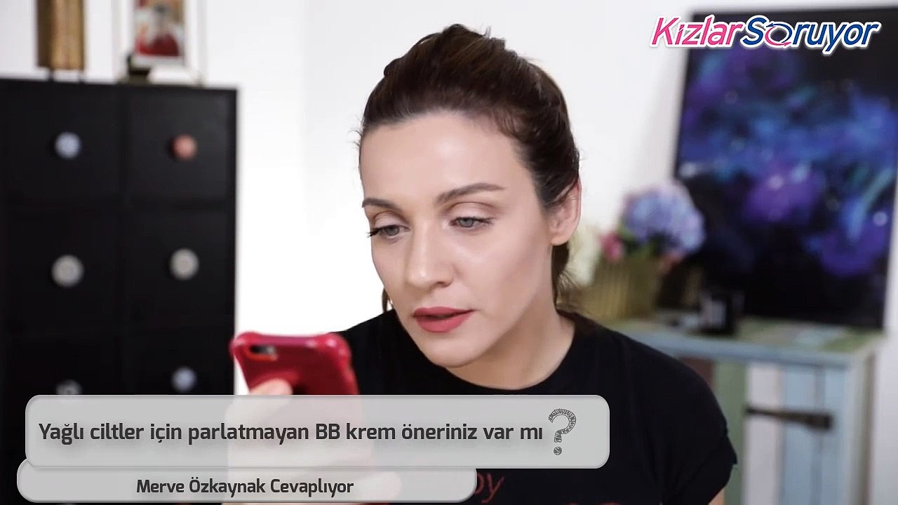 Merve Özkaynak - Yağlı cilt bakımı nasıl yapılır?