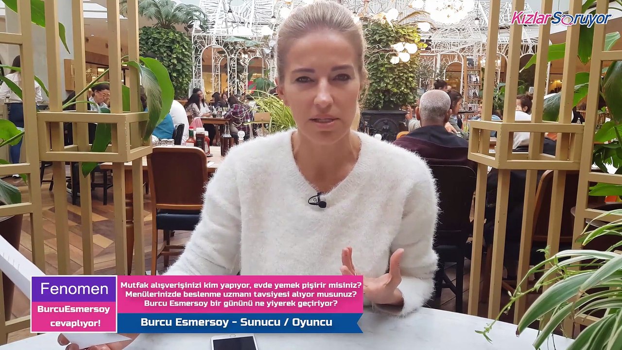 Evde yemek pişirir misiniz? Beslenme uzmanı tavsiyesi alıyor musunuz? Burcu Esmersoy bir gününü ne yiyerek geçiriyor?