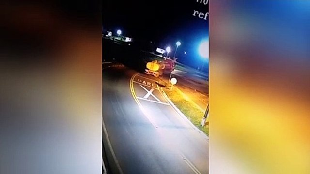 Câmera flagra acidente envolvendo trem na BR-369, em Jandaia do Sul