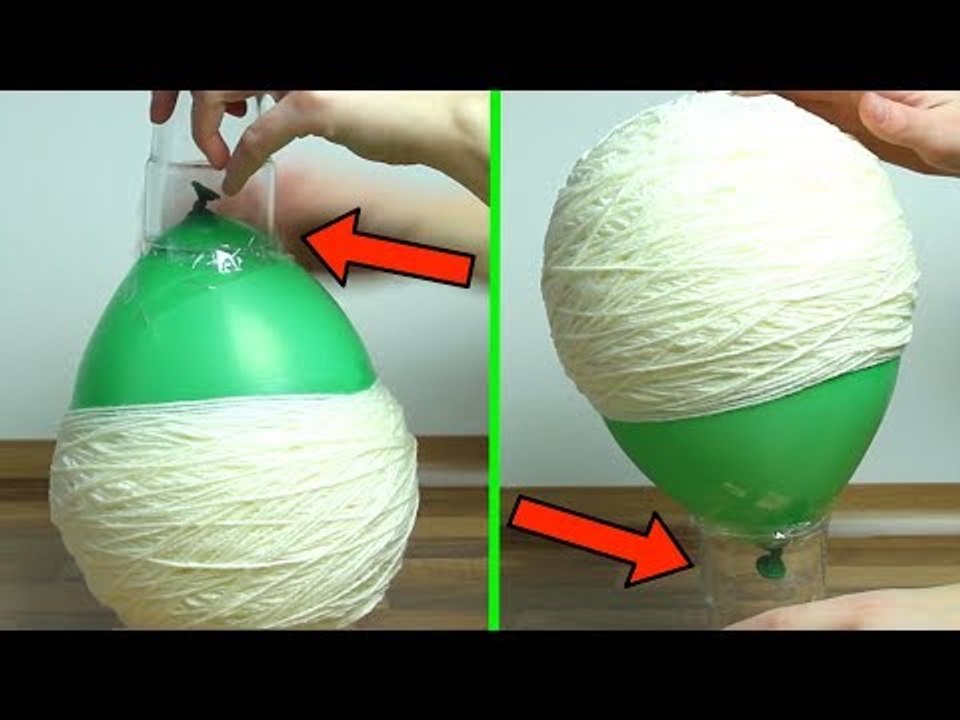 Cole um balão em um copo. No dia seguinte, você vai estourá-lo com um garfo