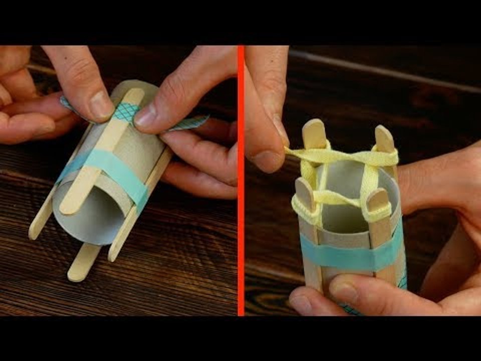 Cole 4 palitos de picolé num rolo de papel higiênico. Toda mulher precisa de algo assim.